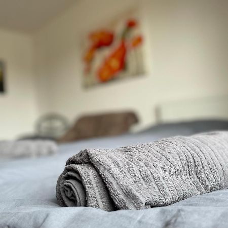 Ferienwohnung Schoene Zentrale Zimmer In Wilhelmshaven Exterior foto