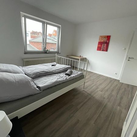 Ferienwohnung Schoene Zentrale Zimmer In Wilhelmshaven Exterior foto