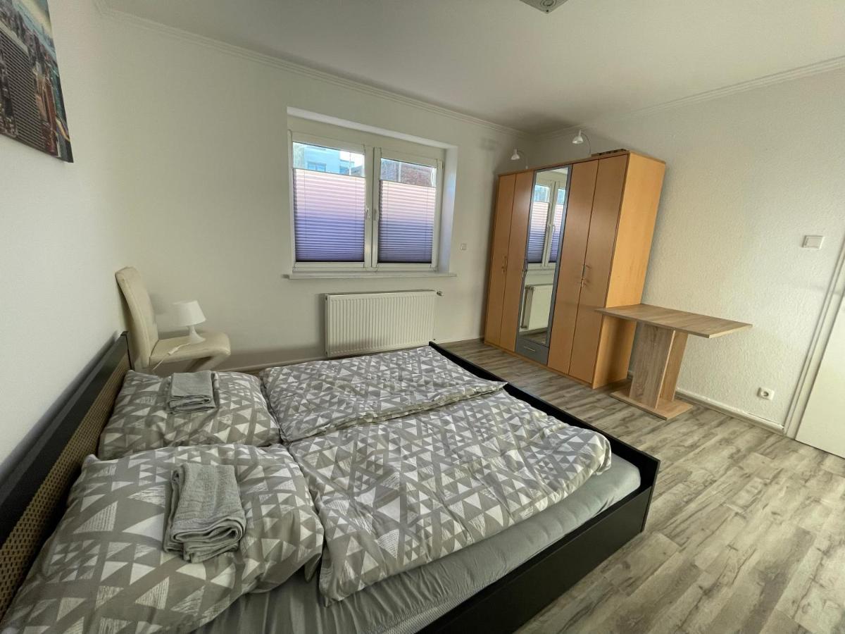 Ferienwohnung Schoene Zentrale Zimmer In Wilhelmshaven Exterior foto