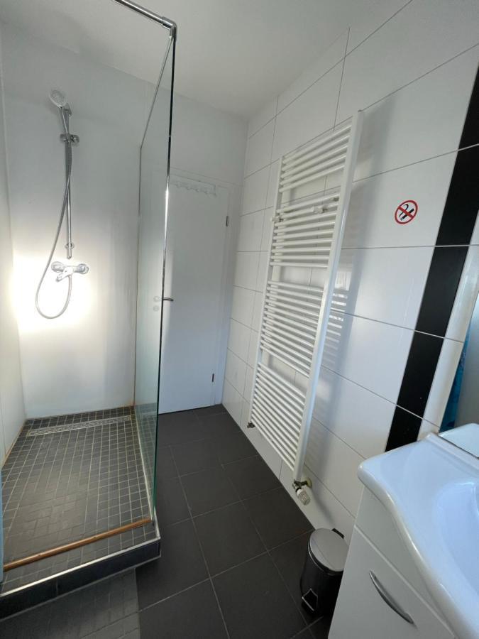 Ferienwohnung Schoene Zentrale Zimmer In Wilhelmshaven Exterior foto