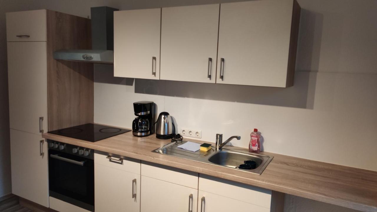 Ferienwohnung Schoene Zentrale Zimmer In Wilhelmshaven Exterior foto