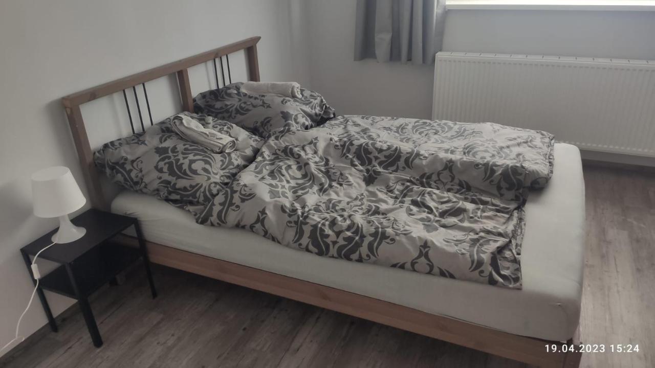 Ferienwohnung Schoene Zentrale Zimmer In Wilhelmshaven Exterior foto